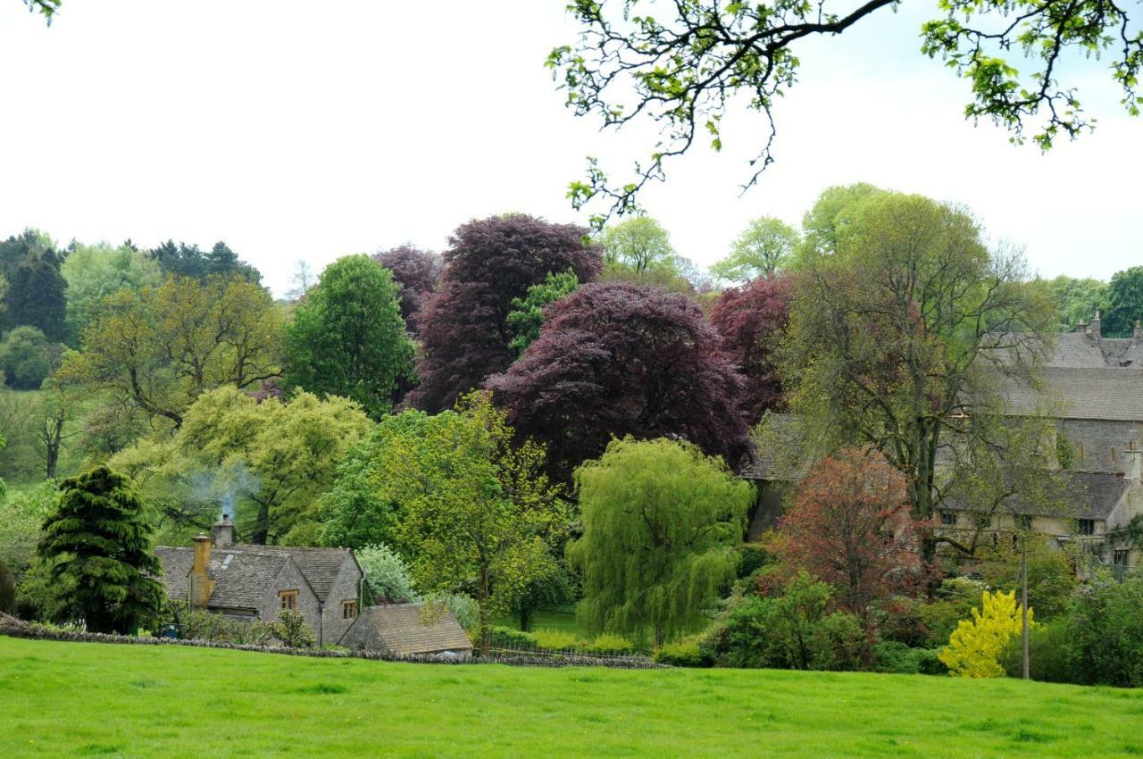 Hotel Lupin Glamping Pod Cheltenham Exterior foto
